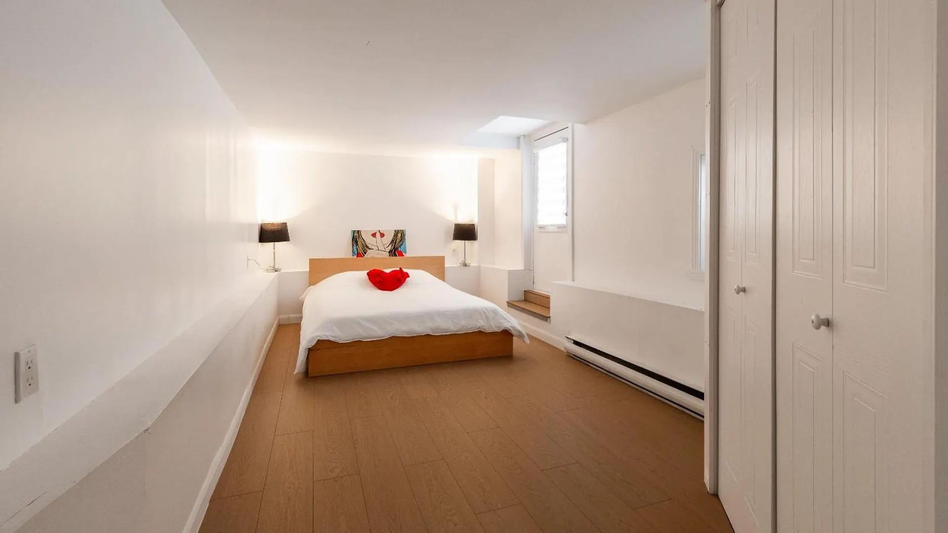 Au Coeur Du Plateau!! Apartment Montreal