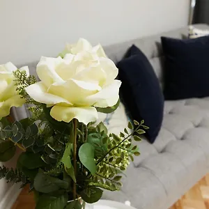 Comfortable In The Heart Of Downtown Montreal