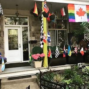 Hostal Pvt, Montreal